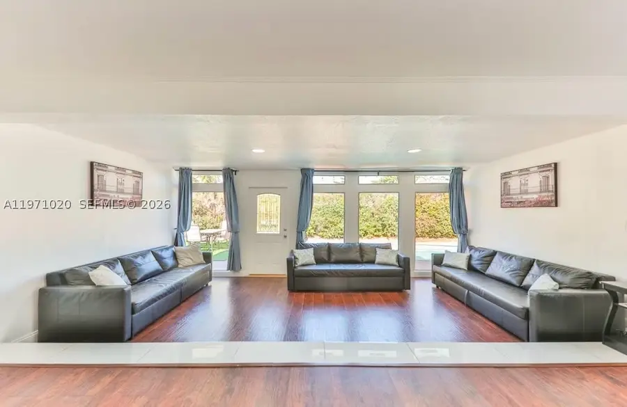 Address Withheld By Seller, Miami, FL 33180 - #2
