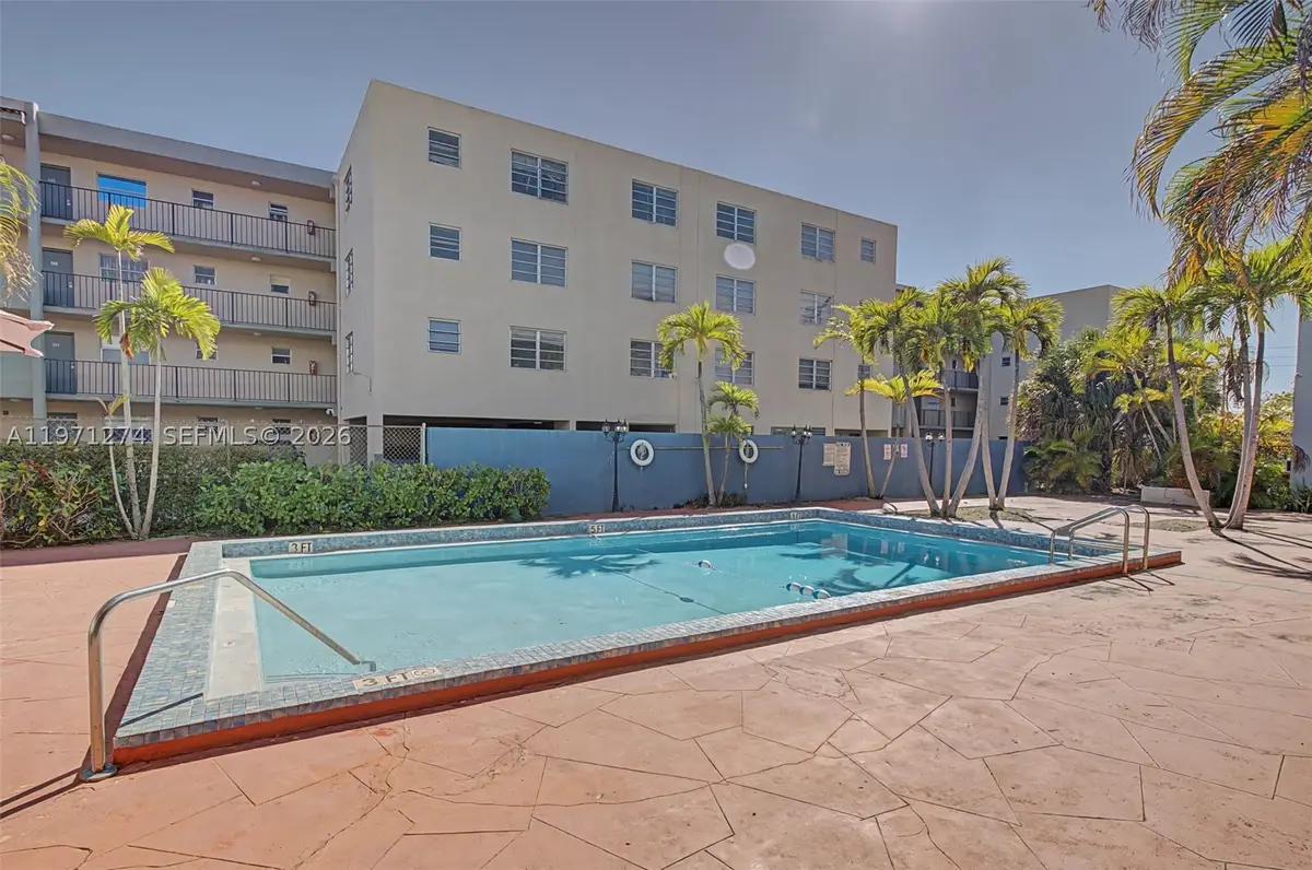399 NW 72nd #320, Miami, FL 33126 - #1