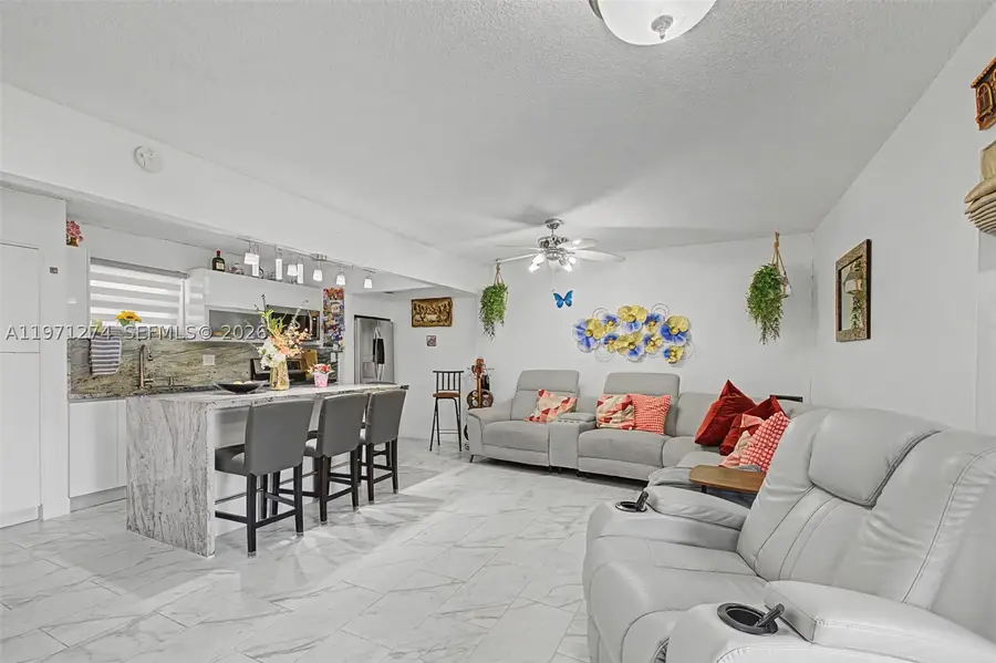 399 NW 72nd #320, Miami, FL 33126 - #3