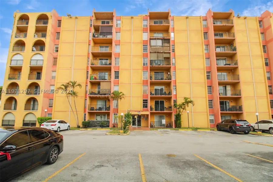 4717 NW 7th #604-10, Miami, FL 33126 - #2