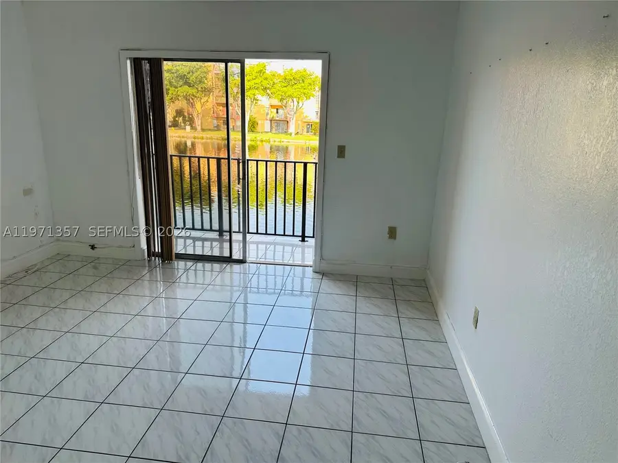 4705 NW 7th #206-7, Miami, FL 33126 - #3
