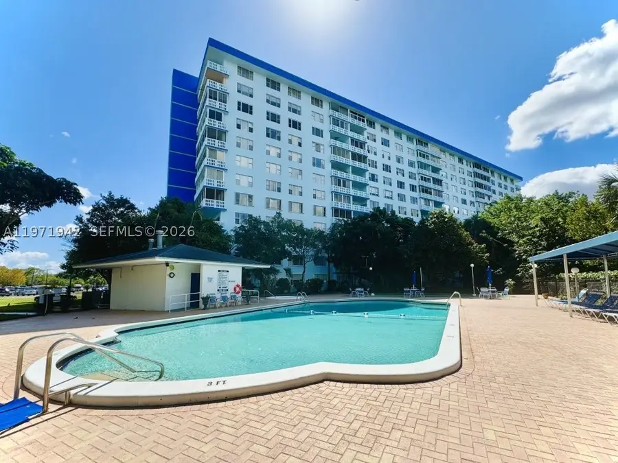 4001 Hillcrest #909, Hollywood, FL 33021 - #2