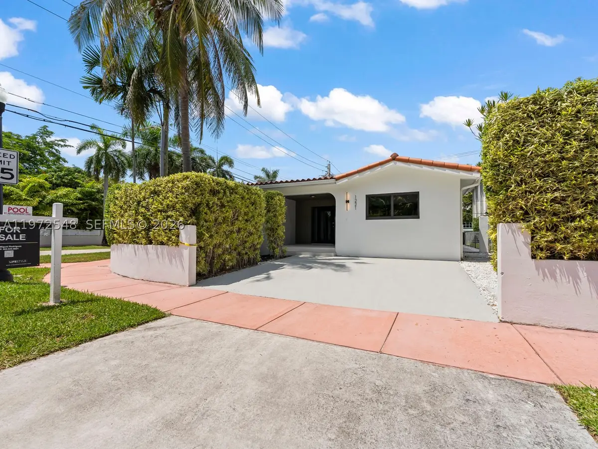 1221 Biarritz, Miami Beach, FL 33141 - #1