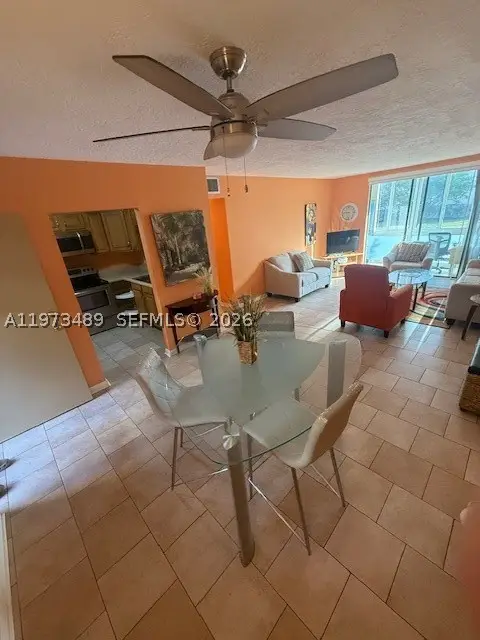 2801 Somerset #105, Lauderdale Lakes, FL 33311 - #2
