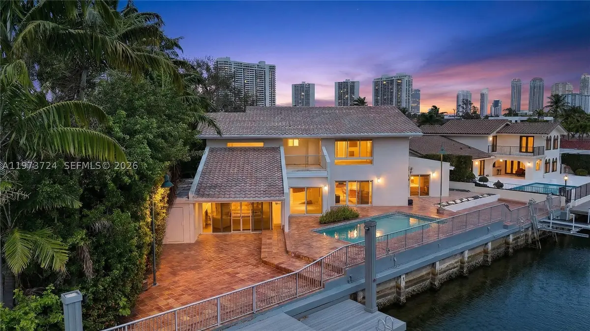 3226 NE 168th, North Miami Beach, FL 33160 - #1