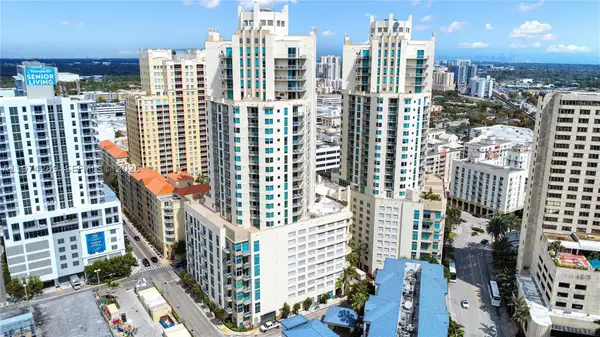 9066 SW 73rd #203, Miami, FL 33156