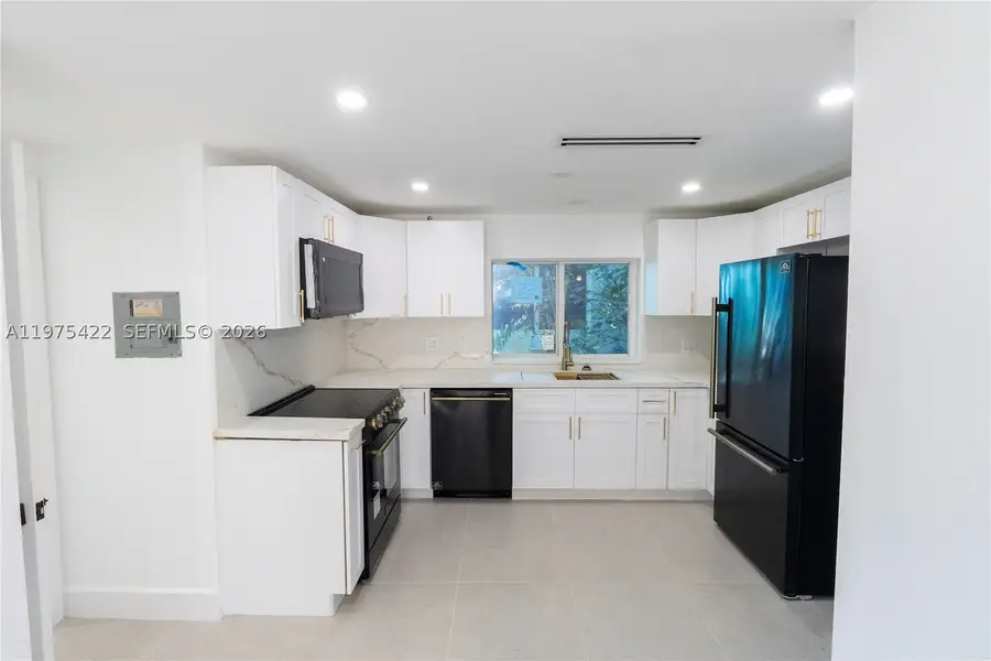905 Tangier, Coral Gables, FL 33134 - #3