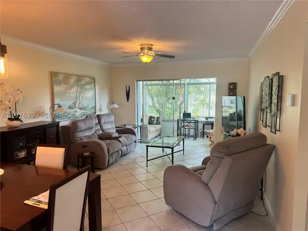 5121 W Oakland Park #204, Lauderdale Lakes, FL 33313