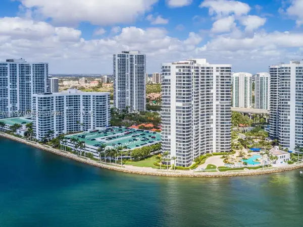 19101 NE 36th #1407, Aventura, FL 33180