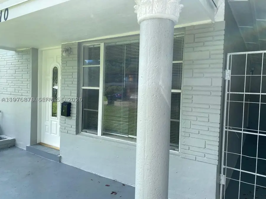 5710 Douglas, Hollywood, FL 33021 - #2