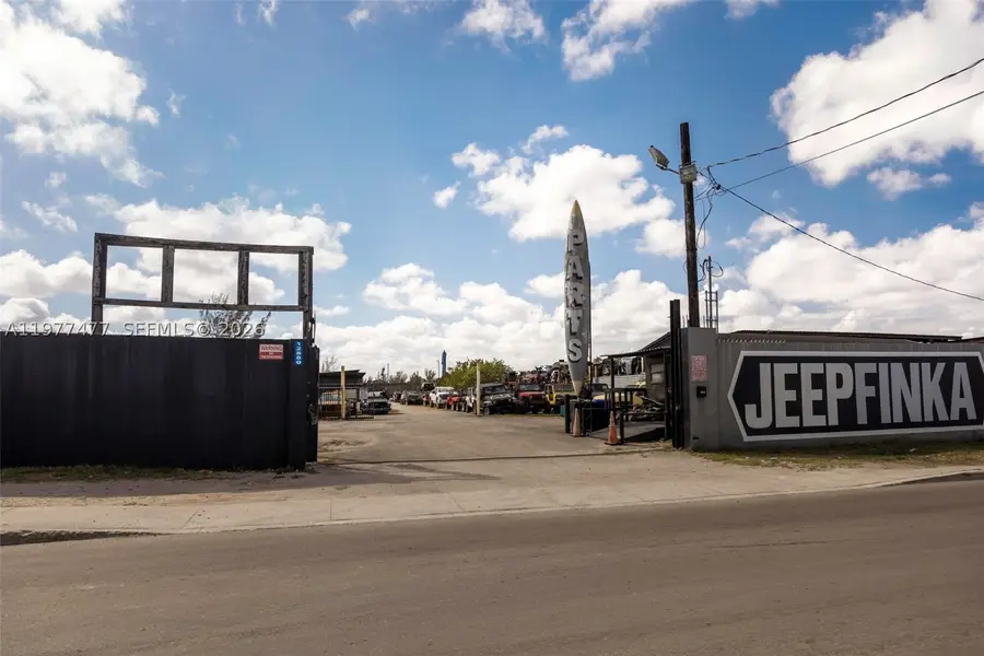 12880 Port Said, Opa Locka, FL 33054 - #3