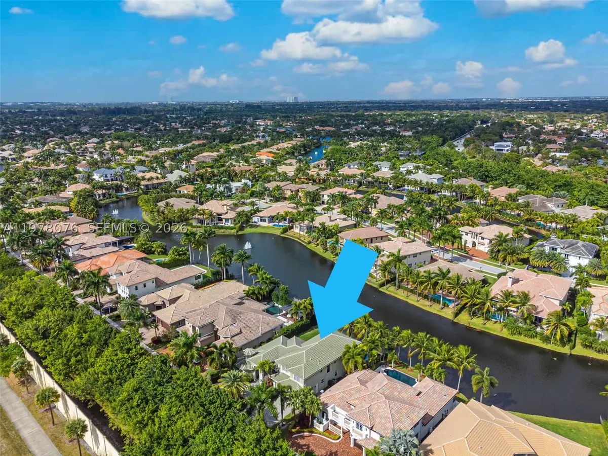 10221 Blue Palm, Plantation, FL 33324 - #1