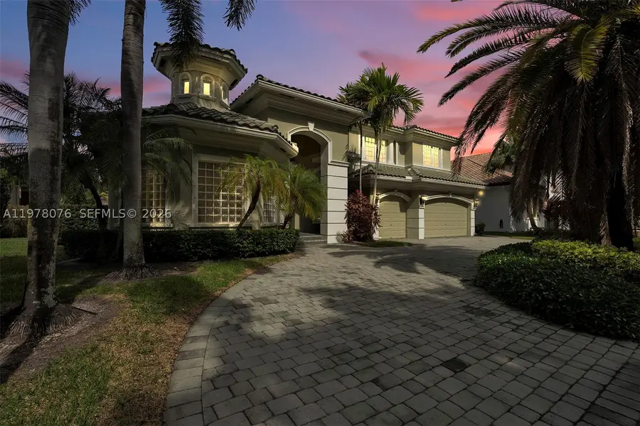 10221 Blue Palm, Plantation, FL 33324 - #2