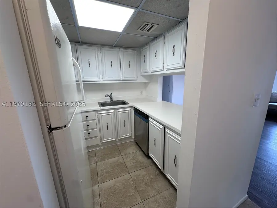 4848 NW 24th #412, Lauderdale Lakes, FL 33313 - #3
