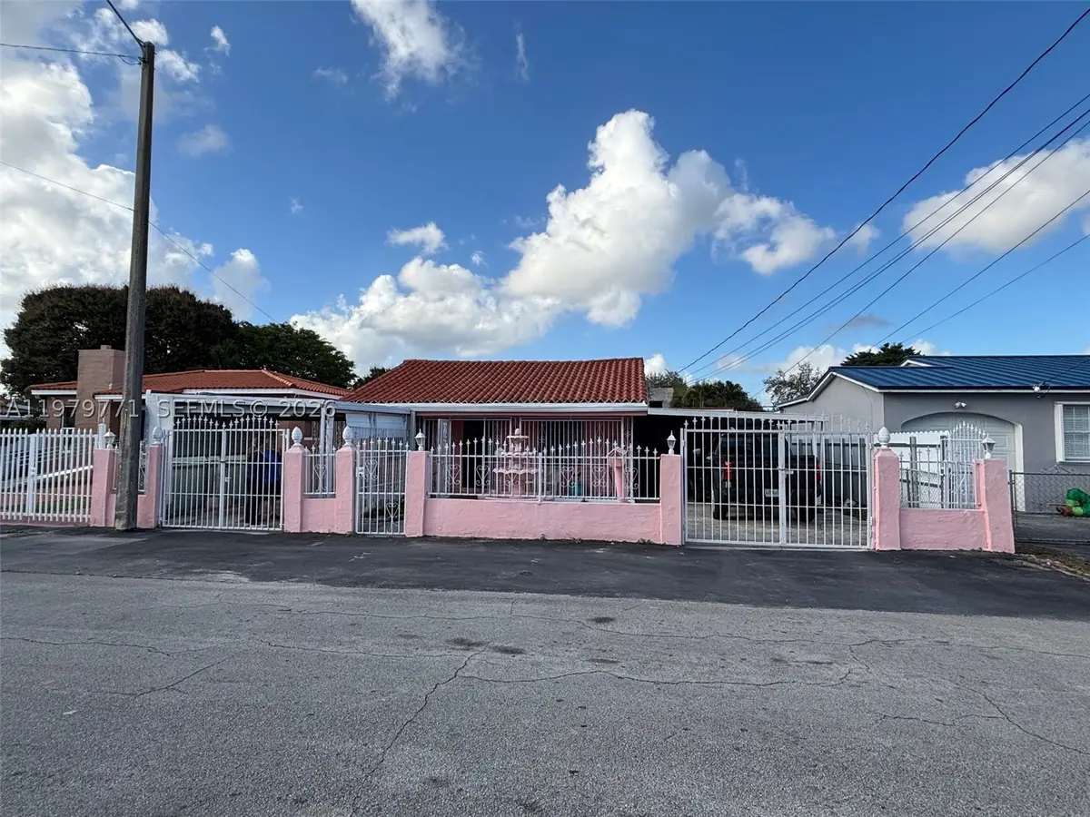 3533 NW 2nd, Miami, FL 33125 - #1