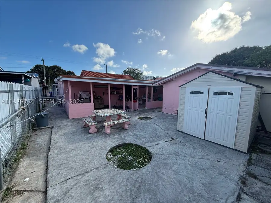 3533 NW 2nd, Miami, FL 33125 - #3