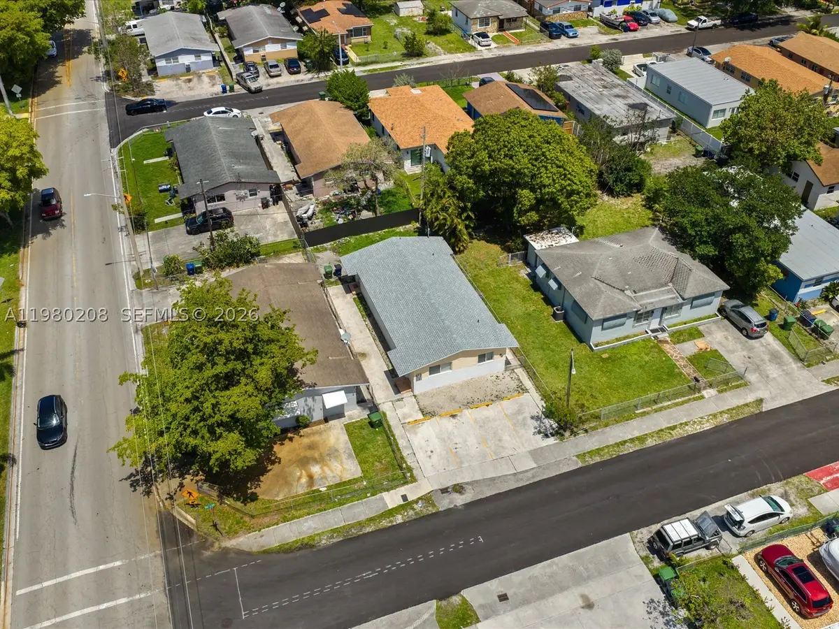 752 NW 3rd, Hallandale, FL 33009 - #1