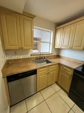 4331 W 11th #65, Hialeah, FL 33012 - #2