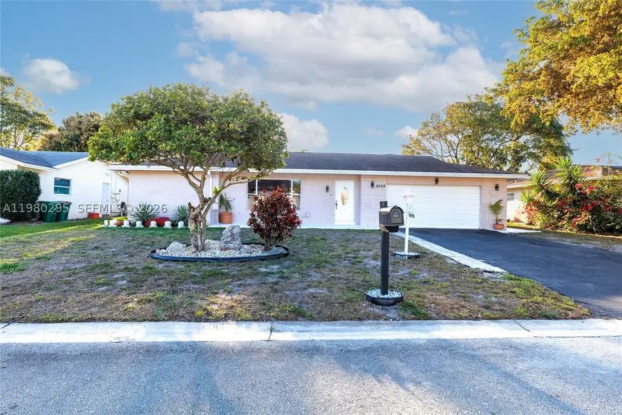 8209 NW 91st, Tamarac, FL 33321 - #2