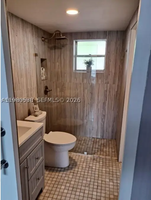 220 Kings Point #106, Sunny Isles Beach, FL 33160 - #3