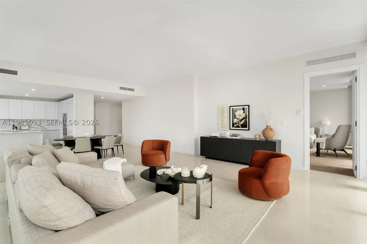 527 Orton #902, Fort Lauderdale, FL 33304 - #1