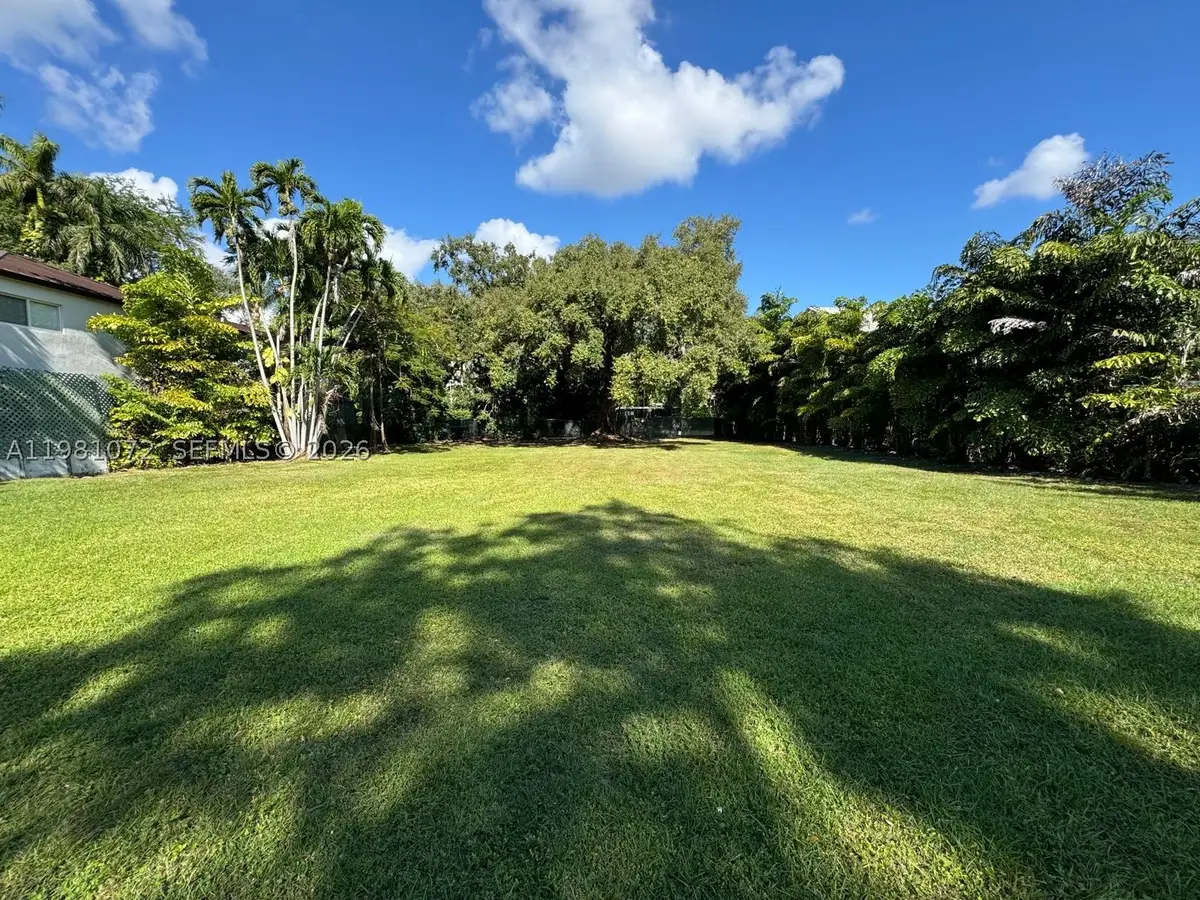 3528 Royal Palm, Miami, FL 33133 - #1