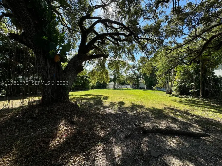 3528 Royal Palm, Miami, FL 33133 - #3