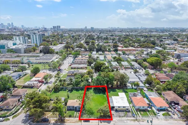 1922 NW 33rd, Miami, FL 33142