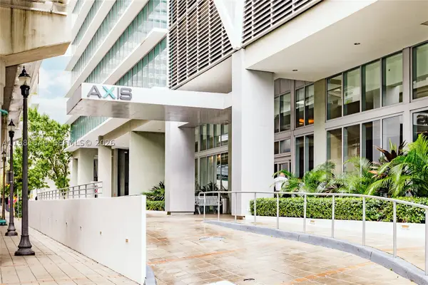 1111 SW 1st #3216-N, Miami, FL 33130