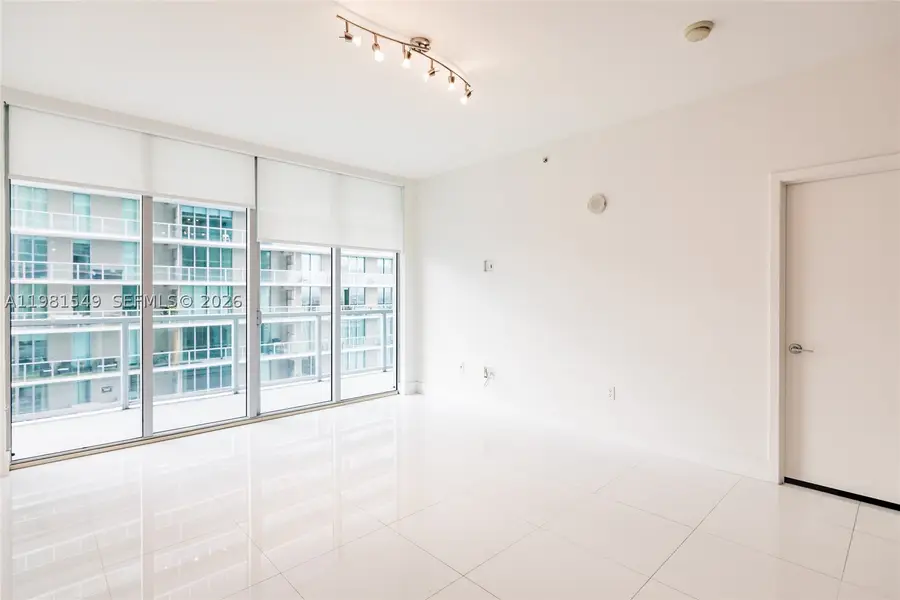 1111 SW 1st #3216-N, Miami, FL 33130 - #2