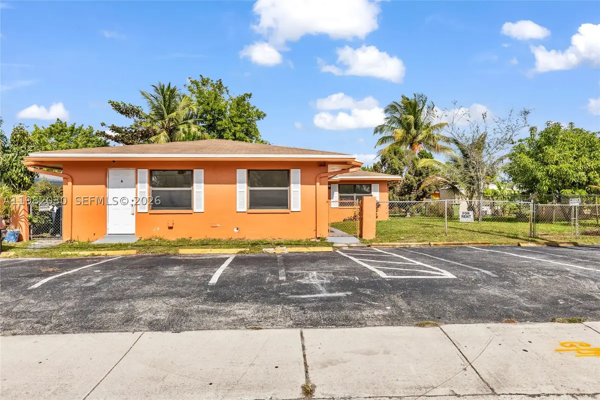 1451 NW 19th, Fort Lauderdale, FL 33311 - #1