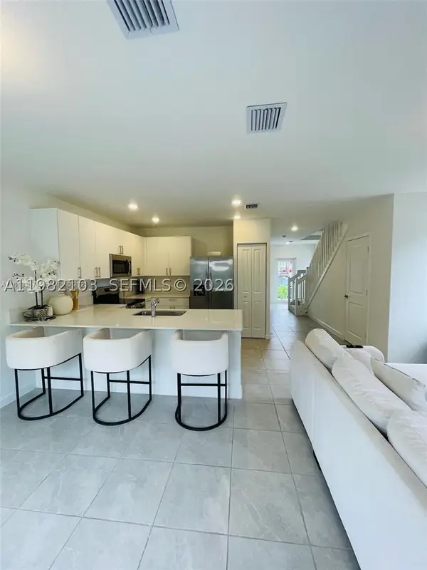 5000 SW 37th, Pembroke Park, FL 33023