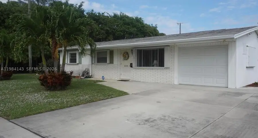 328 Riverdale, Palm Springs, FL 33461 - #3