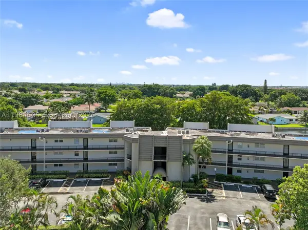 9330 Lime Bay #209, Tamarac, FL 33321