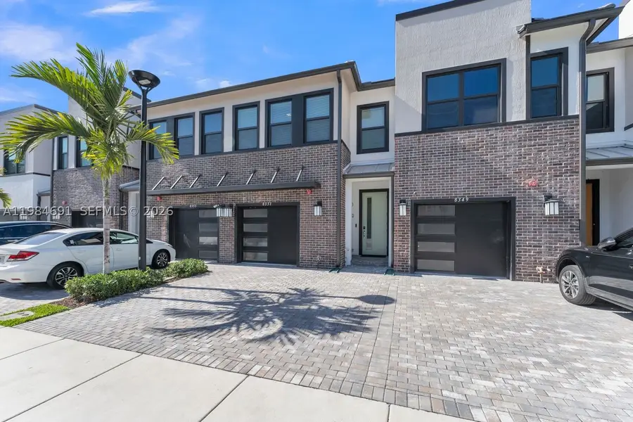 8351 NW 7th, Plantation, FL 33324 - #2
