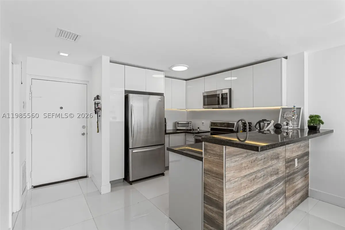 6545 Indian Creek #306, Miami Beach, FL 33141 - #1