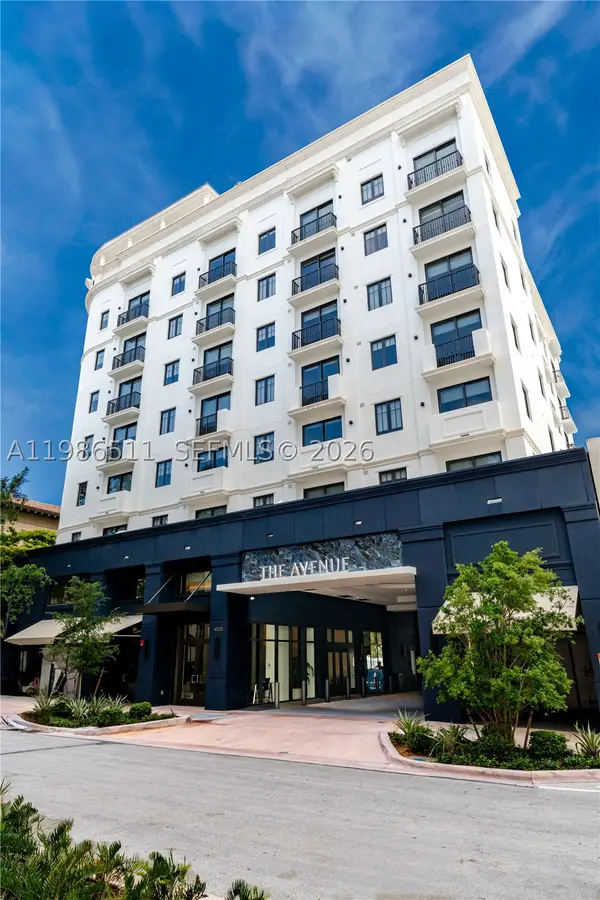 4220 Laguna Street #703 #703, Coral Gables, FL 33146