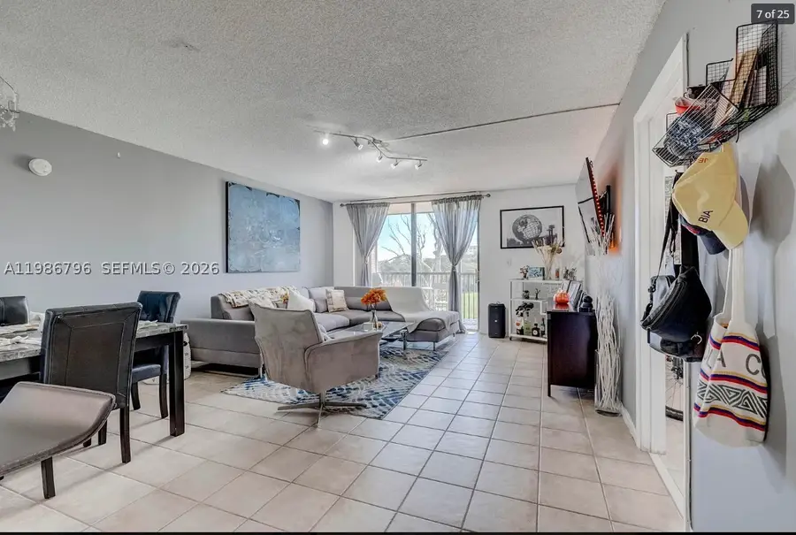 Address Withheld By Seller, Lauderhill, FL 33319 - #2