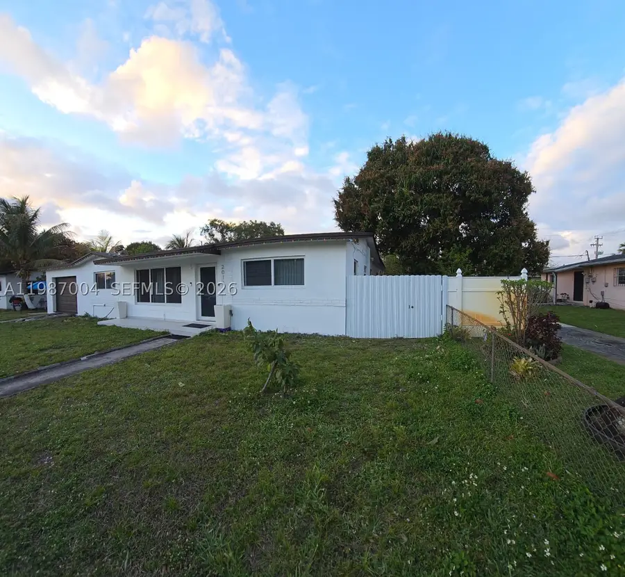 2011 NW 178th, Miami Gardens, FL 33056 - #3