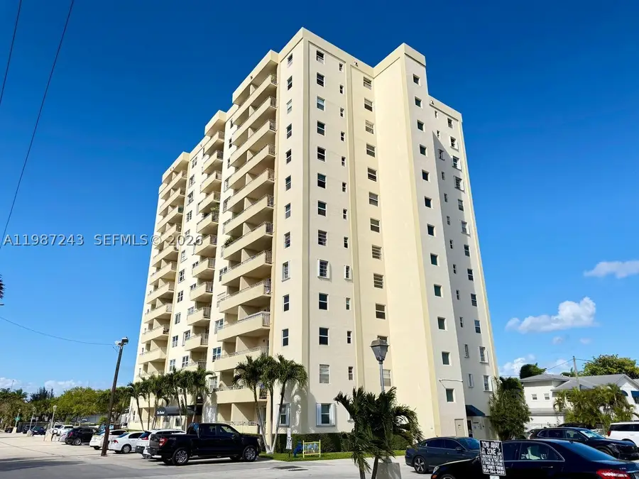 900 NE 18th #304, Fort Lauderdale, FL 33304 - #2