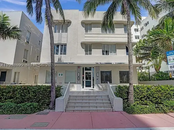 3710 Collins #N-310, Miami Beach, FL 33140