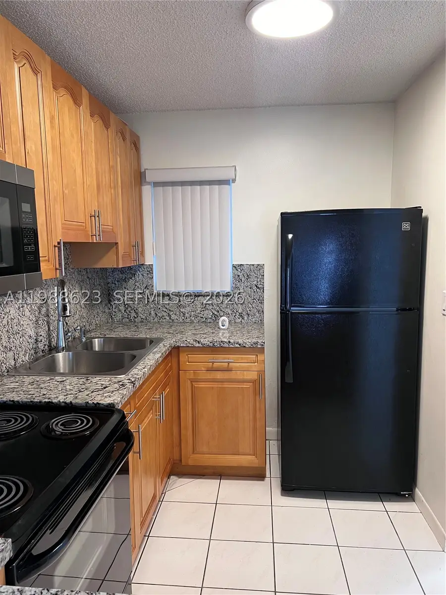 2750 W 76th #208, Hialeah, FL 33016 - #2