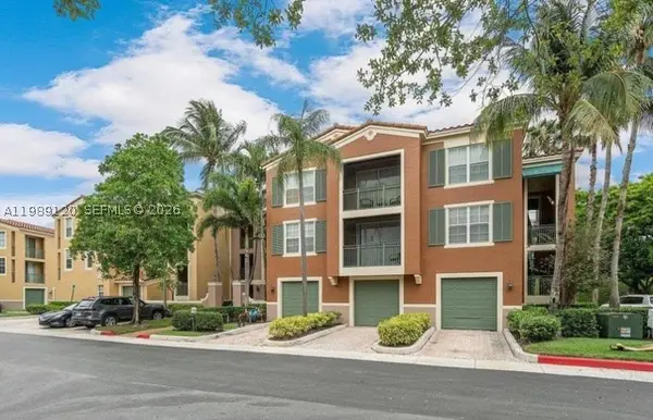 11760 Saint Andrews #302, Wellington, FL 33414