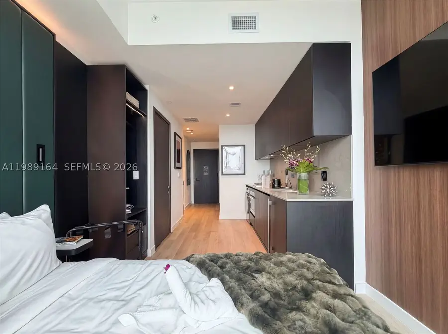 20 NE 11th #4803A, Miami, FL 33132 - #3