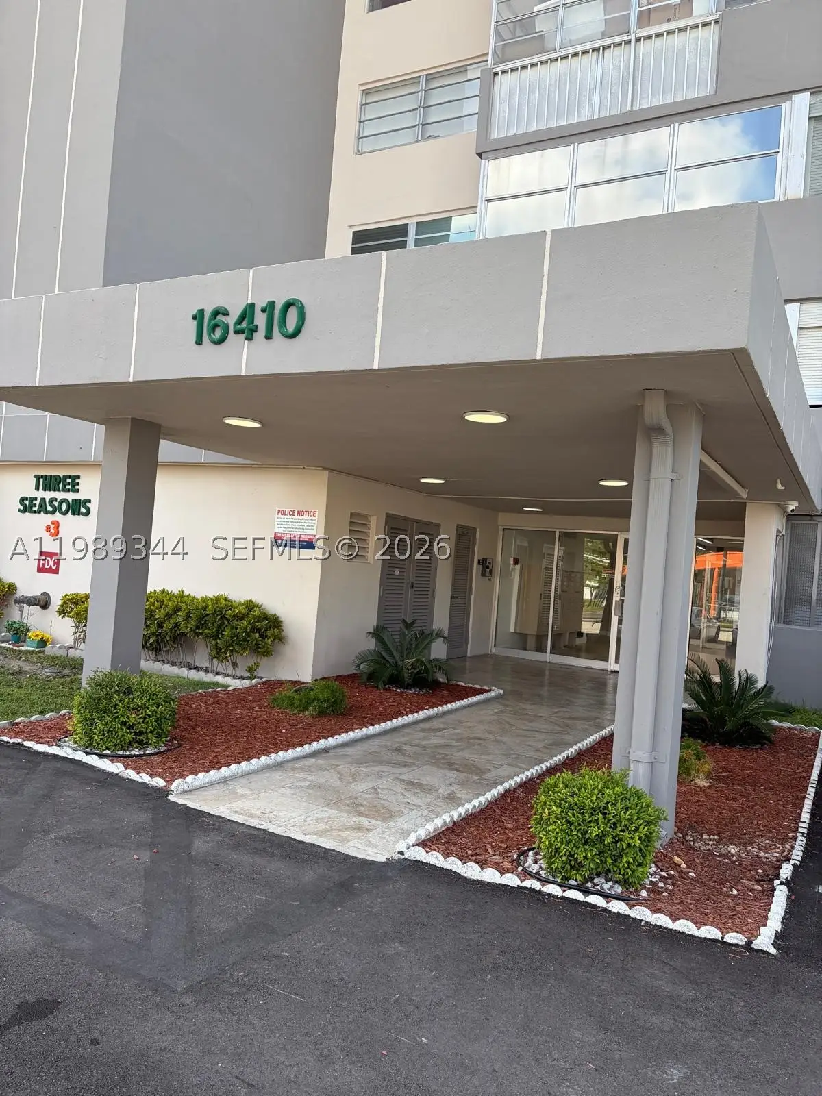 16410 Miami #504, North Miami Beach, FL 33162 - #1