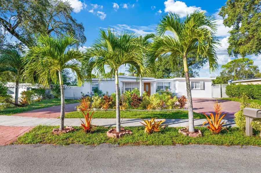 38 Miami Gardens, West Park, FL 33023 - #3