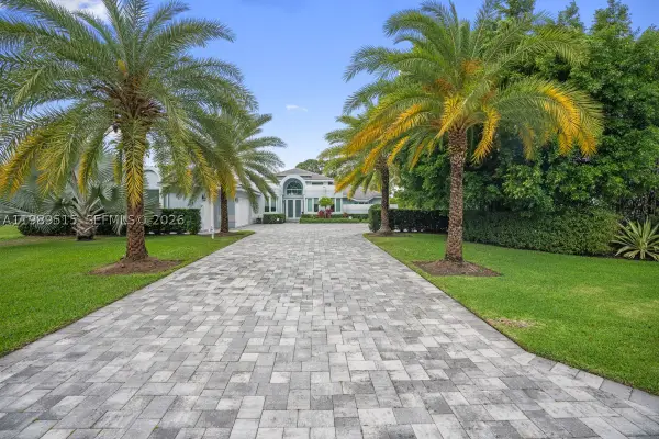 8179 Lakeview, West Palm Beach, FL 33412