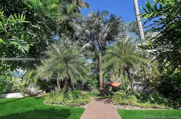 727 14th #1, Miami Beach, FL 33139