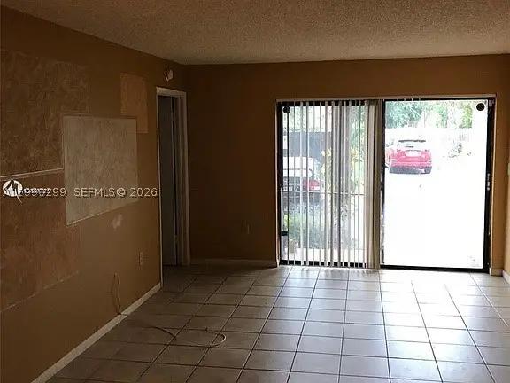 7235 NW 179th #103, Hialeah, FL 33015