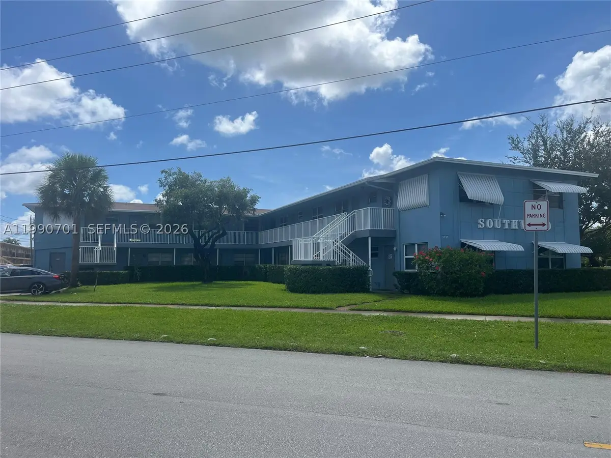 3856 S Cir #6, Hollywood, FL 33021 - #1